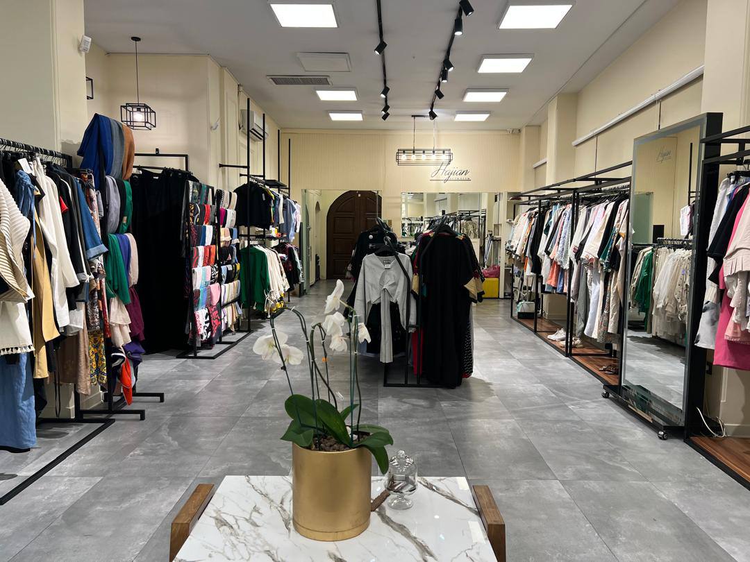 حاجیان استور